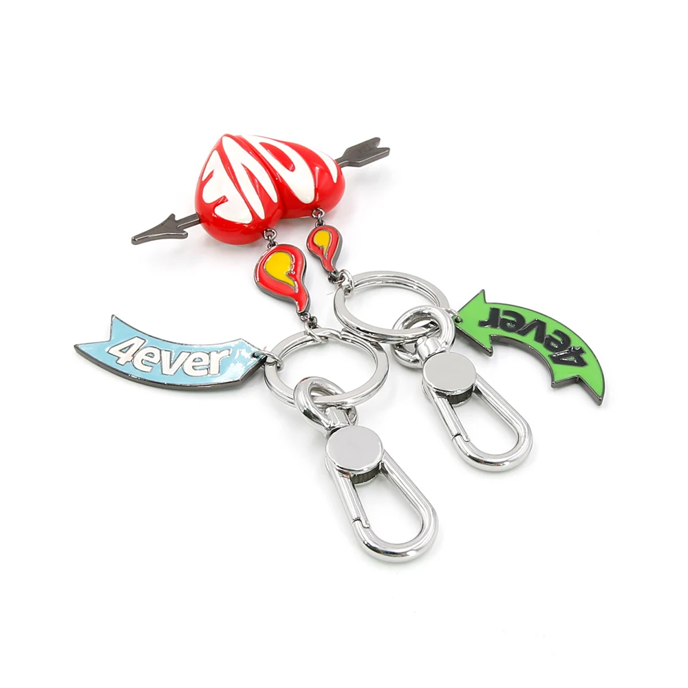 Keychain croí-chruthach dearg maighnéadach maighnéadach